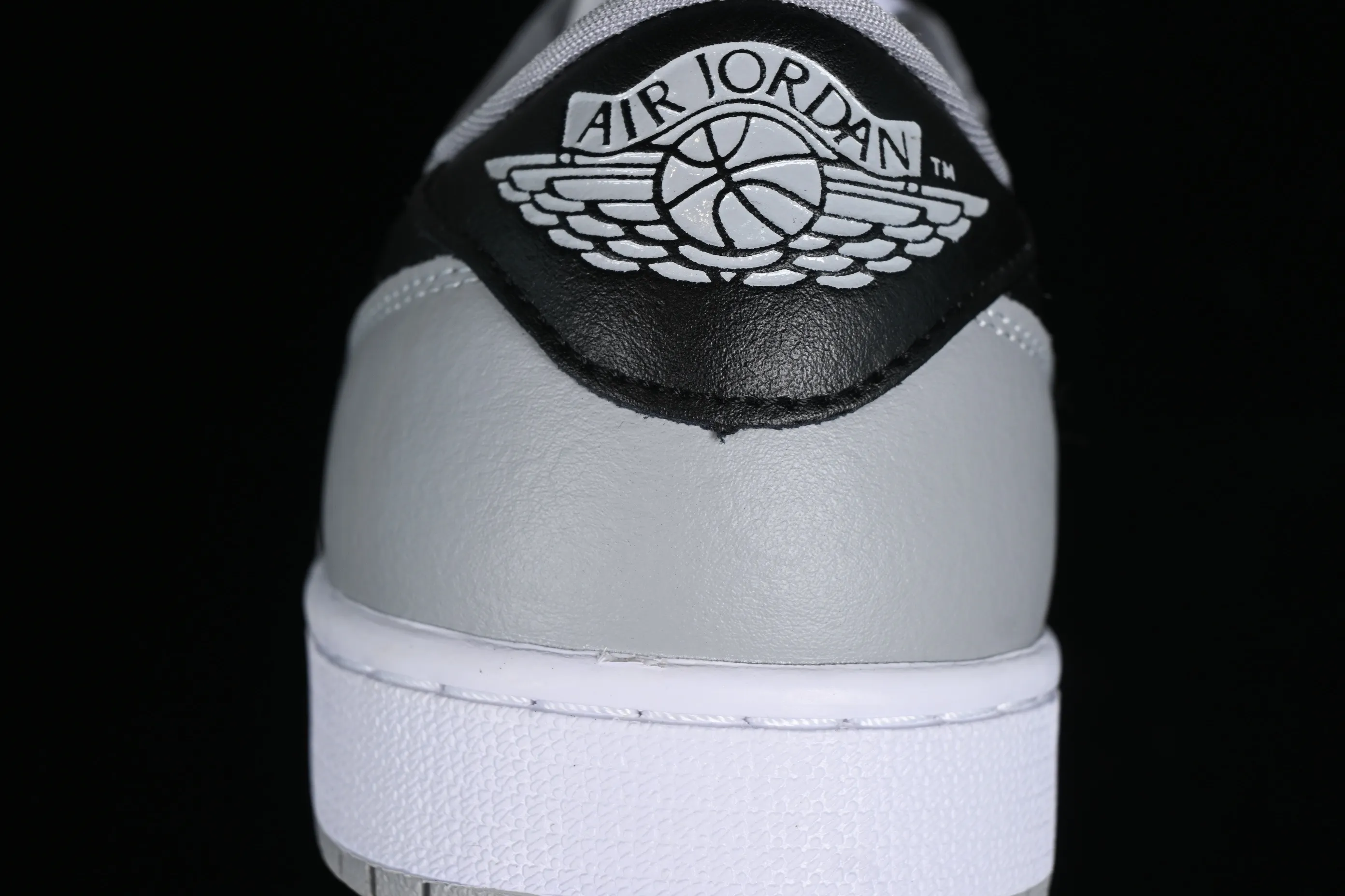 All categories Air Jordan Jordan series basketball shoes Air Jordan 1 Low Z version Air Jordan 1 Low AJ1 Joe 1 gray black low-top cultural casual sneakers CZ0790-110